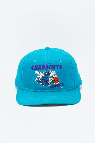 Vintage Charlotte Hornets Youngan 1-Tone