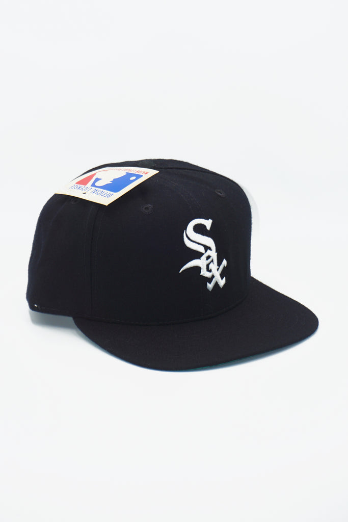 Vintage Chicago White Sox Graffiti Snapback Hat NWOT – For All To Envy